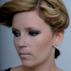 Idea, Make up & Hairstyling by Valerie Claire Bodeux