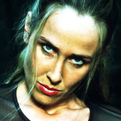 sonja-tshirt3-1000px