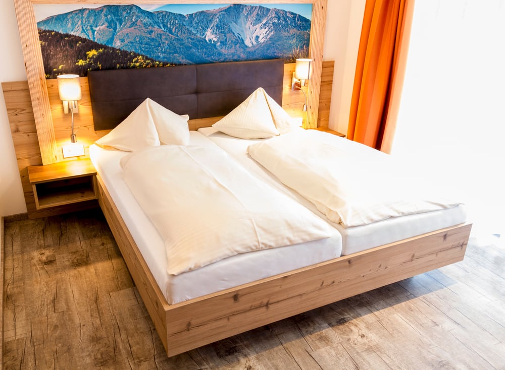 Neue Zimmer mit Schneebergblick