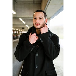 Outdoot Portraitfotografie Schauspieler Sebastiano Kiel IKEA Parkhaus