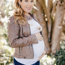 Babybauchshooting am kirschbaum