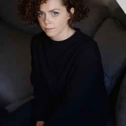 Viola Müller.