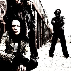 Artwork  für die Band EyesShutTight 2009 /www.myspace.com/eyesshuttight7
