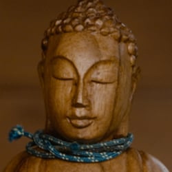 Tee, Räucherwerk und der Buddha – Begleiter bei jedem Training