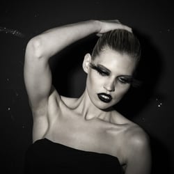 Adrienne-270