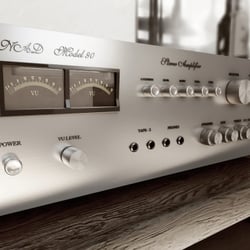 NAD Model 90