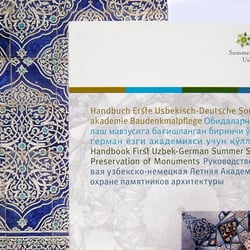 Gestaltung des multilingualen Handbuches ¬ Summerschool Usbekistan ¬ IBB Potsdam ¬ 2007