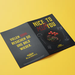 Aufgeklappt