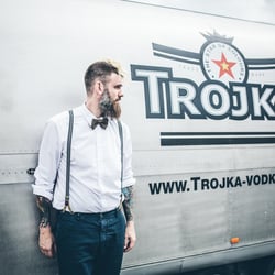 TROJKA VODKA