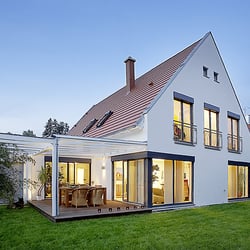 Rolf Nachbar: Das Mediale Haus, Rednitzhembach