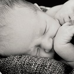 Babyfotos Bauch-Gipsabdruck