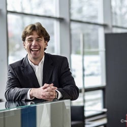 Businessfotografie & Peoplefotografie Nürnberg-Festpreis-HiT-photo-imaging-Thilo-Hirscheider-Telefon-0049−0−157523908