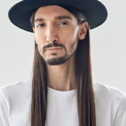 Julian 010