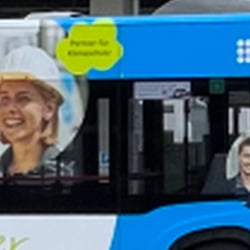 Busganzbeklebung