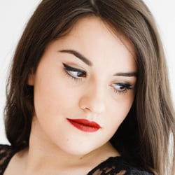 Nina, 2015