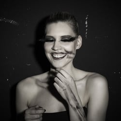 Adrienne-347