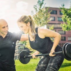 Sport in der Hafenctiy Hamburg mit Personal Trainer A G,