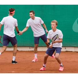 Katalog Nike 2018 – Nike Court Team Wear