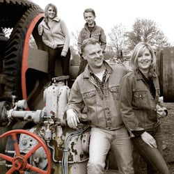 Portrait & Family On Location