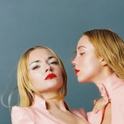 By Angela Hechtfisch „Berlin“