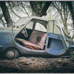 Vinitage Car of Graveyard