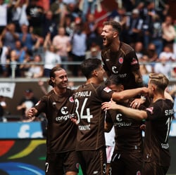 2022−07−06 FC St. Pauli – 1.FC Nürnberg (24)