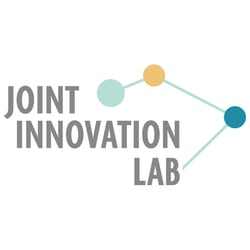 Finales Logo des Joint Inovation Labs – in Zusammenarbeit mit RAW DOG