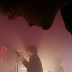Fotografie/Band ll dreht Video