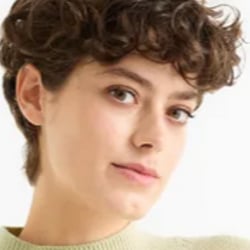 Maya Hardenbecker x C&A