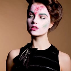 Idea, Make up & Hairstyling by Valerie Claire Bodeux; Photographer: Stefanie Neumann