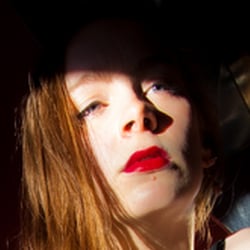 People – Portrait Woman, Advertisement