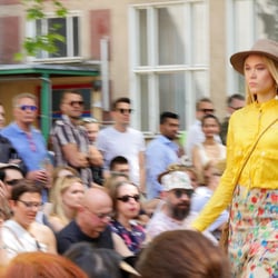 Miss Yellow 1