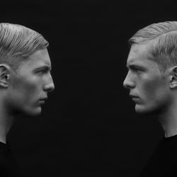 Grooming: Anna Tsoulcha, Fotograf: Marius Uhlig