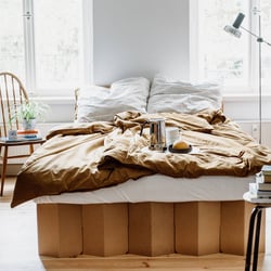 ROOM IN A BOX- Möbel aus Wellpappe