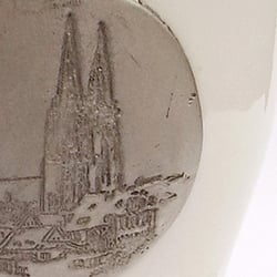 Porzellan, platiniert ©