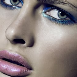 Make Up: Anna Tsoulcha Model:Hannah B Fotograf: Krystina Woldanowski