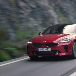 Kia Stinger „DJ“
