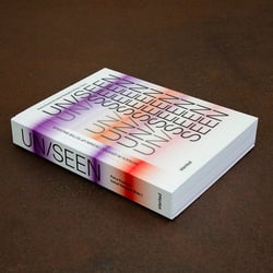 Slanted-Unseen-englisch-1