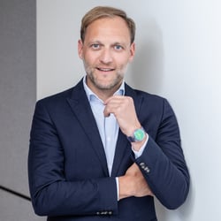 TomekSawer Business Portrait 2