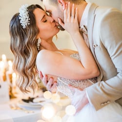 Brautpaar First Kiss