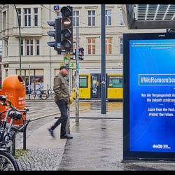 Dokumentation von ca. 20 Wall-Displays an verschiedenen Orten in Berlin-Mitte, 26.01.2022