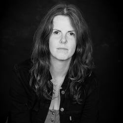 CHARAKTER PORTRAIT – BEWEGTE ANSICHTEN