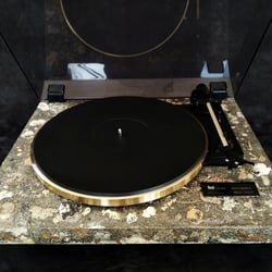 Turntable / Plattenspieler Of Technical Art