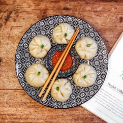 Momos