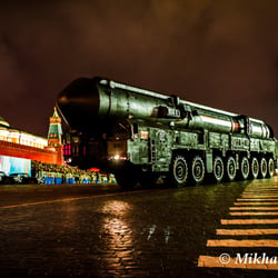 Die Atomschirm auf dem Roten Platz.