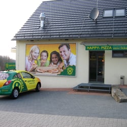 Firmengebäude Happy Pizza – Eingangsbereich