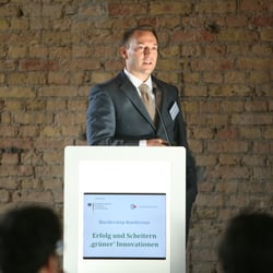 Prof. Dr. Klaus Fichter