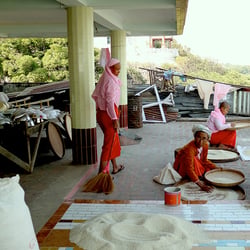 Nuns, Myanmar