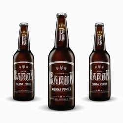 suzana-mujakovic-baron-brewery-beer-bottle
